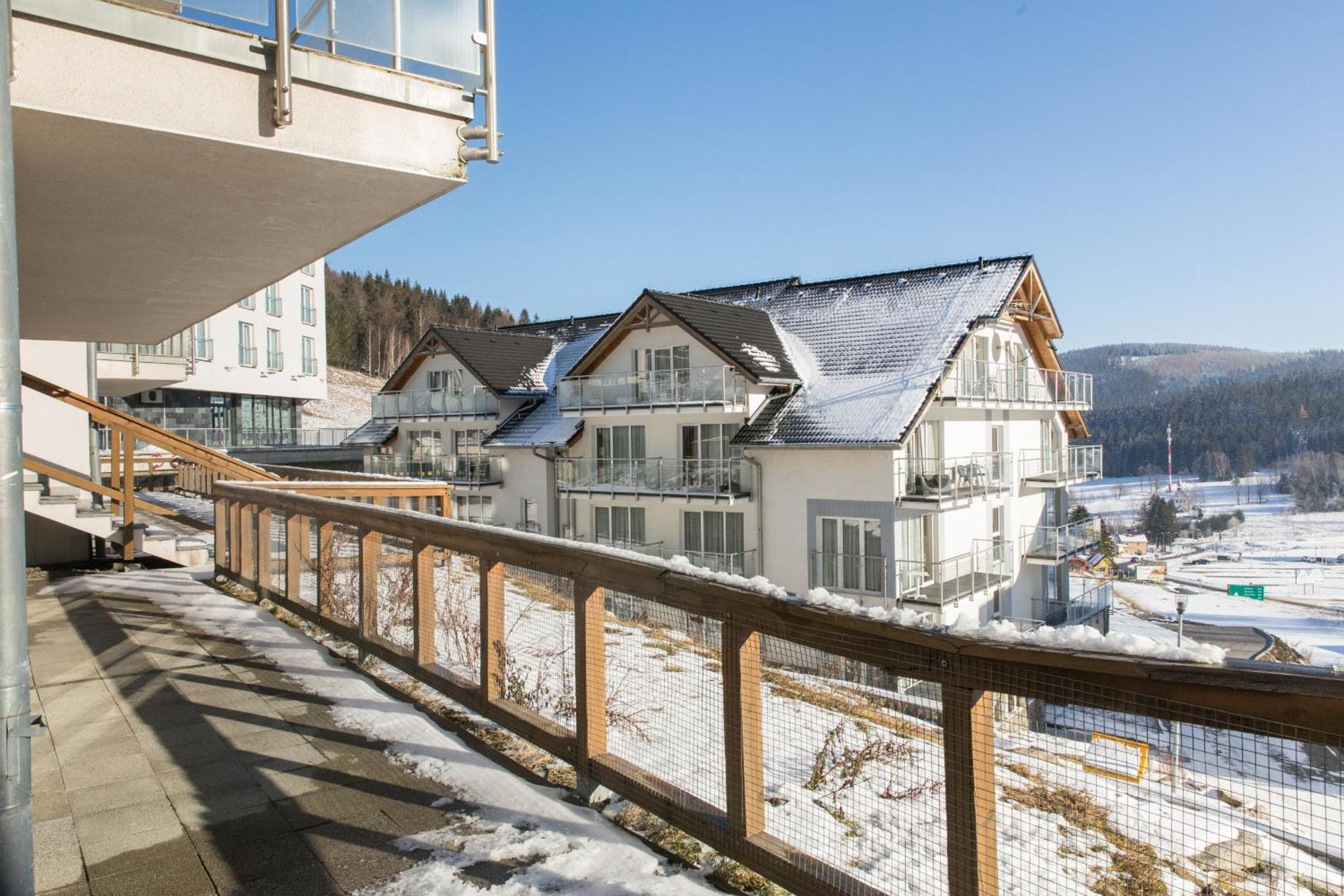 Ms-Apart Apartamenty Przy Stoku - Czarna Gora Шенна Екстериор снимка